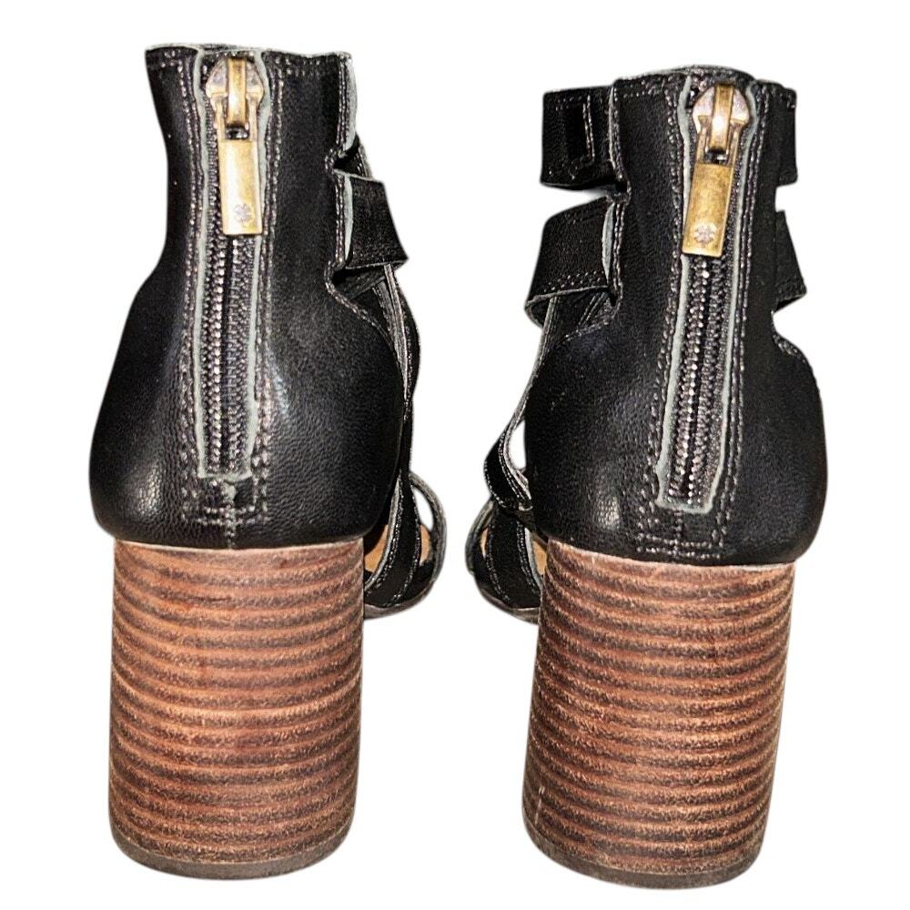 Lucky Brand Vyrah Black Leather Crisscross Strappy Sandal 3" Heels 7.5 - Picture 4 of 7